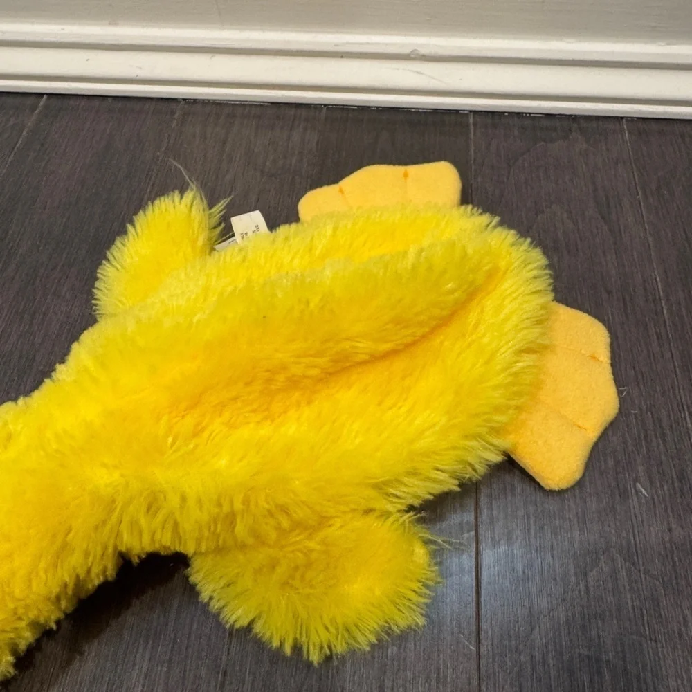 NWOT Yellow Crinkle Plush Platypus Duck Medium Size Floppy Dog Pet Toy